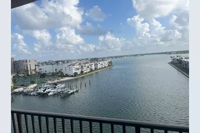 7300 Sun Island Drive S #702, South Pasadena, FL 33707 - Photo 14