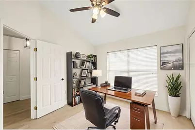 7231 Remington Oaks Drive, Lakeland, FL 33810 - Photo 12