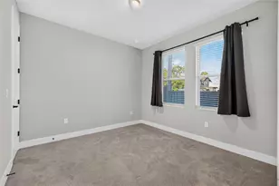 89 28th St S, Saint Petersburg, FL 33712 - Photo 10