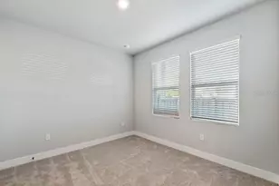 89 28th St S, Saint Petersburg, FL 33712 - Photo 16