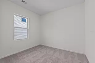14626 Italy Ave, Dade City, FL 33523 - Photo 16
