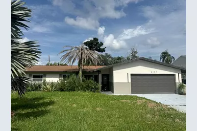 3197 Walnut Street NE, Saint Petersburg, FL 33704 - Photo 1