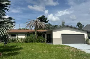 3197 Walnut St NE, Saint Petersburg, FL 33704 - Photo 1