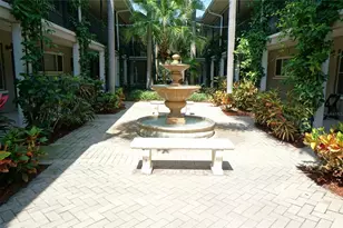 212 S Church Ave, Tampa, FL 33609 - Photo 10