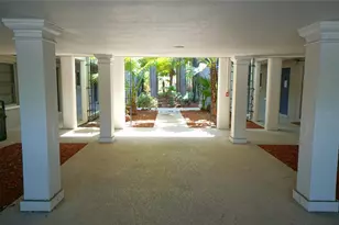 212 S Church Ave, Tampa, FL 33609 - Photo 12