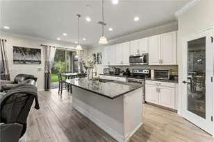 1295 Montgomery Bell Rd, Wesley Chapel, FL 33543 - Photo 4