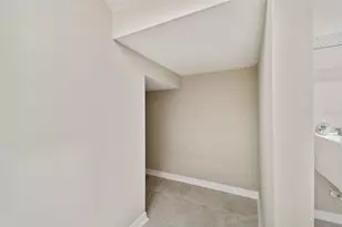 38190 Shale Stone Ct, Zephyrhills, FL 33540 - Photo 24