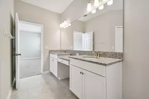 38190 Shale Stone Ct, Zephyrhills, FL 33540 - Photo 32