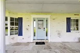 2119 Gallagher Rd, Dover, FL 33527 - Photo 4