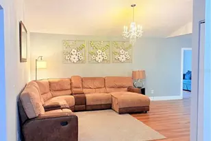 2130 Redleaf Dr, Brandon, FL 33510 - Photo 4