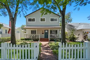 2720 10th St N, Saint Petersburg, FL 33704 - Photo 2
