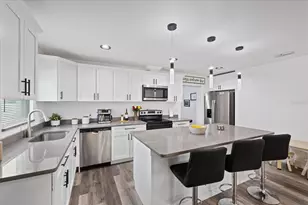 3209 E Hanna Ave, Tampa, FL 33610 - Photo 10