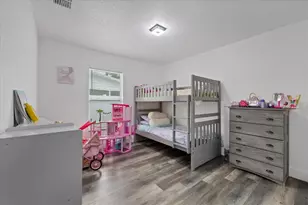 3209 E Hanna Ave, Tampa, FL 33610 - Photo 12
