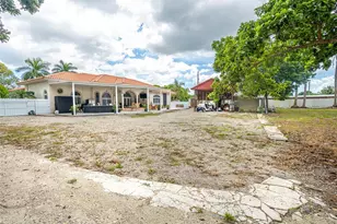18390 SW 200th St, Miami, FL 33187 - Photo 64
