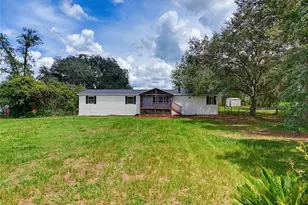11106 Fernway Ln, Dade City, FL 33525 - Photo 1