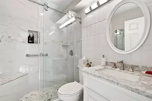 11722 Currie Ln, Largo, FL 33774 - Photo 32