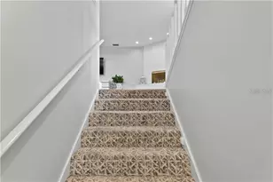11722 Currie Ln, Largo, FL 33774 - Photo 4