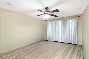 8584 Briar Grove Cir, Tampa, FL 33615 - Photo 12