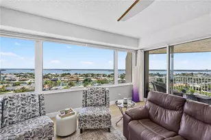 736 Island Way, Clearwater Beach, FL 33767 - Photo 4