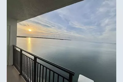 9 Haig Place #810, Dunedin, FL 34698 - Photo 8