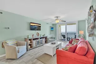 9 Haig Pl, Dunedin, FL 34698 - Photo 4
