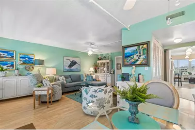4885 1st St NE #307, Saint Petersburg, FL 33703 - Photo 6