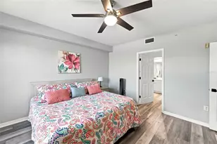 1200 Country Club Dr, Largo, FL 33771 - Photo 30