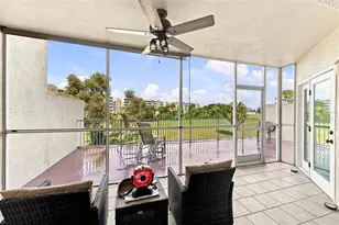 1200 Country Club Dr, Largo, FL 33771 - Photo 18