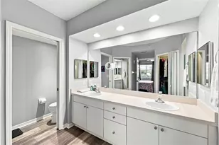 1200 Country Club Dr, Largo, FL 33771 - Photo 40