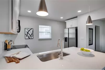 4201 55th Avenue N, Saint Petersburg, FL 33714 - Photo 12
