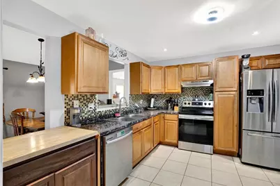 7604 S Sanibel Drive, Tampa, FL 33637 - Photo 8