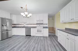 2170 Americus Blvd N, Clearwater, FL 33763 - Photo 16