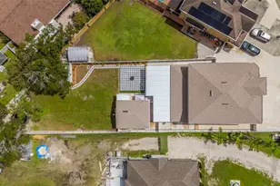 10806 Perez Dr, Tampa, FL 33618 - Photo 58