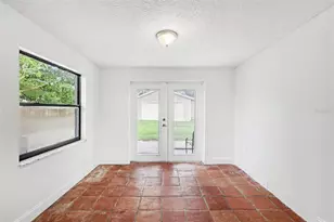 913 Lytle St SW, Ruskin, FL 33570 - Photo 6