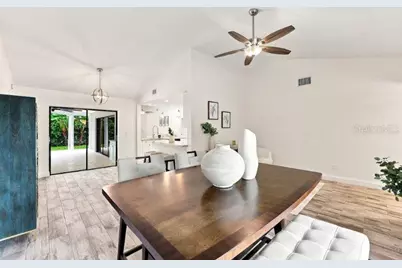 13904 Hayward Place, Tampa, FL 33618 - Photo 6