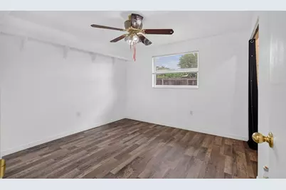 1748 Greenlea Drive, Clearwater, FL 33755 - Photo 28