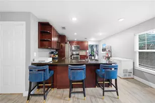 1542 28th St S, Saint Petersburg, FL 33712 - Photo 14