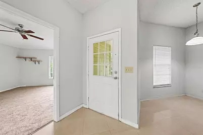 888 Franklin Circle, Palm Harbor, FL 34683 - Photo 14