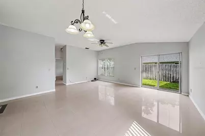 888 Franklin Circle, Palm Harbor, FL 34683 - Photo 8