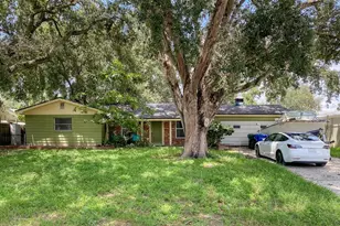 810 Orangeview Dr, Largo, FL 33778 - Photo 32
