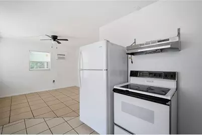 5801 11th Street Court E, Bradenton, FL 34203 - Photo 10