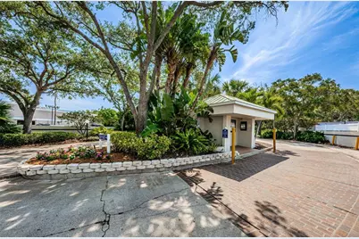 1324 Pasadena Avenue S #605, Saint Petersburg, FL 33707 - Photo 44