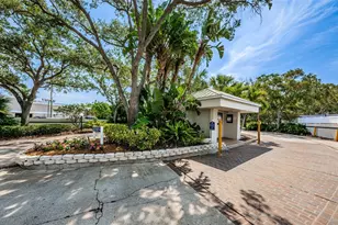 1324 Pasadena Ave S, Saint Petersburg, FL 33707 - Photo 44