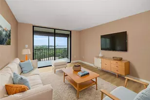1324 Pasadena Ave S, Saint Petersburg, FL 33707 - Photo 6