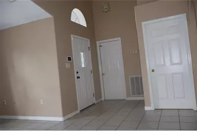 3311 W Marcum Street, Tampa, FL 33611 - Photo 10