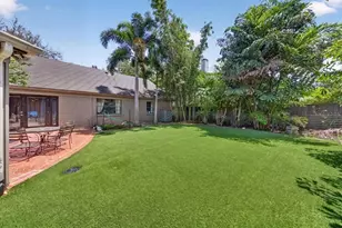 3020 W Villa Rosa Park, Tampa, FL 33611 - Photo 10
