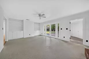 3020 W Villa Rosa Park, Tampa, FL 33611 - Photo 10
