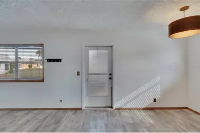 202 Bedford Trail #112, Sun City Center, FL 33573 - Photo 8