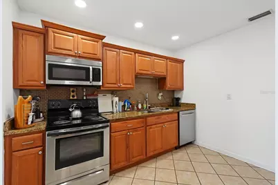 1542 Lakeview Road, Clearwater, FL 33756 - Photo 4