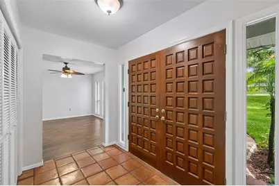 1904 Capri Road, Valrico, FL 33594 - Photo 10
